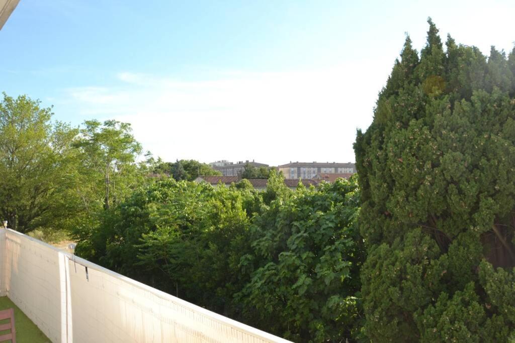 Appartement Lumineux Et Calme Avec Terrasse Avignon Eksteriør bilde